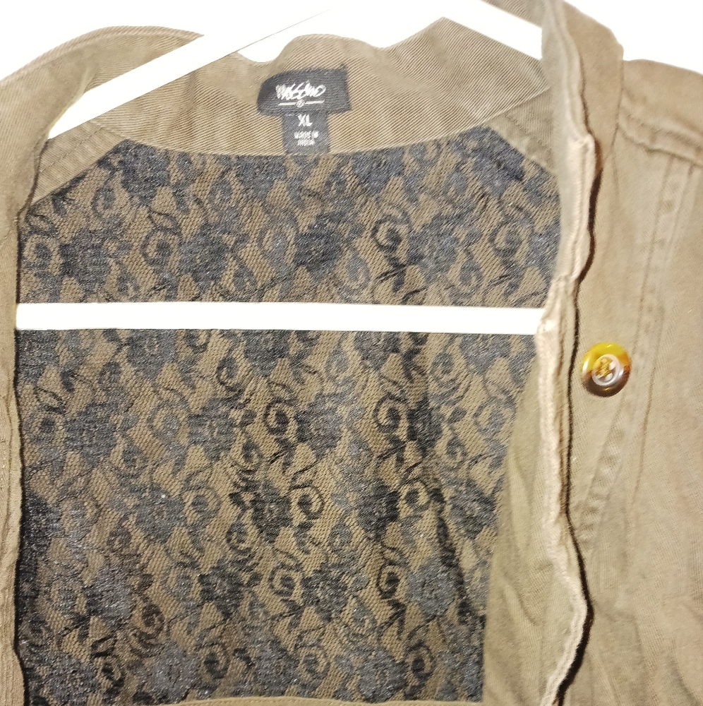 Adorable jacket - Picture 2 of 2